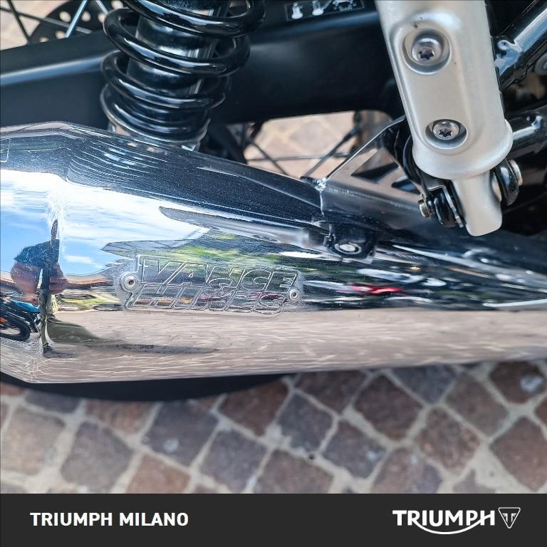 TRIUMPH Thruxton 1200 