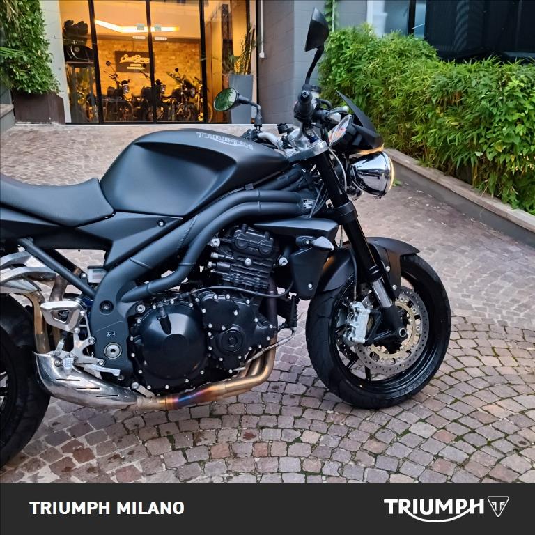 TRIUMPH Speed Triple 1050 